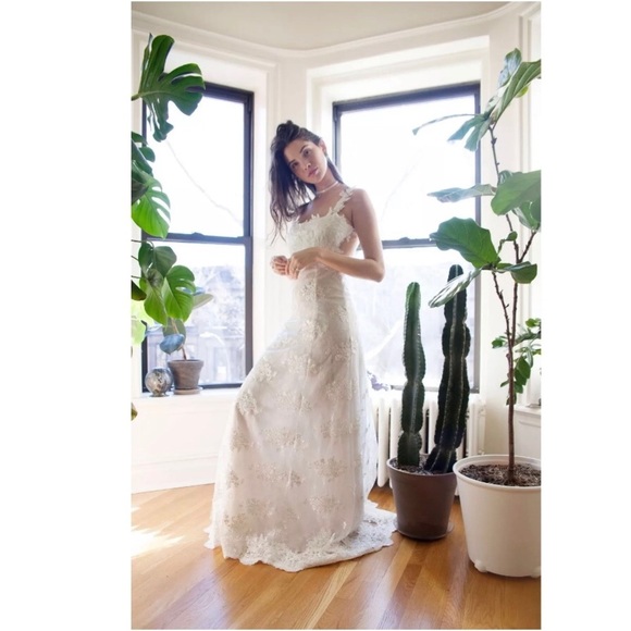 NEW! $748 Heartloom Andie Illusion‎ Side Lace Mermaid Gown Eggshell [ Small ] - Picture 3 of 11